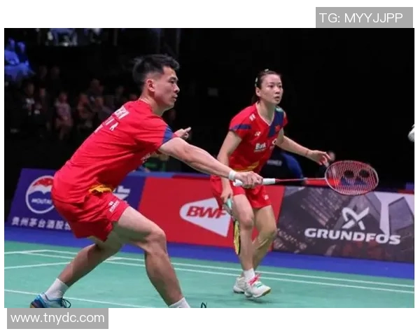 成都与深圳羽毛球队赛后分析战术对决与表现评估