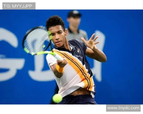 成都网球队在大师赛中的默契配合与战术执行分析